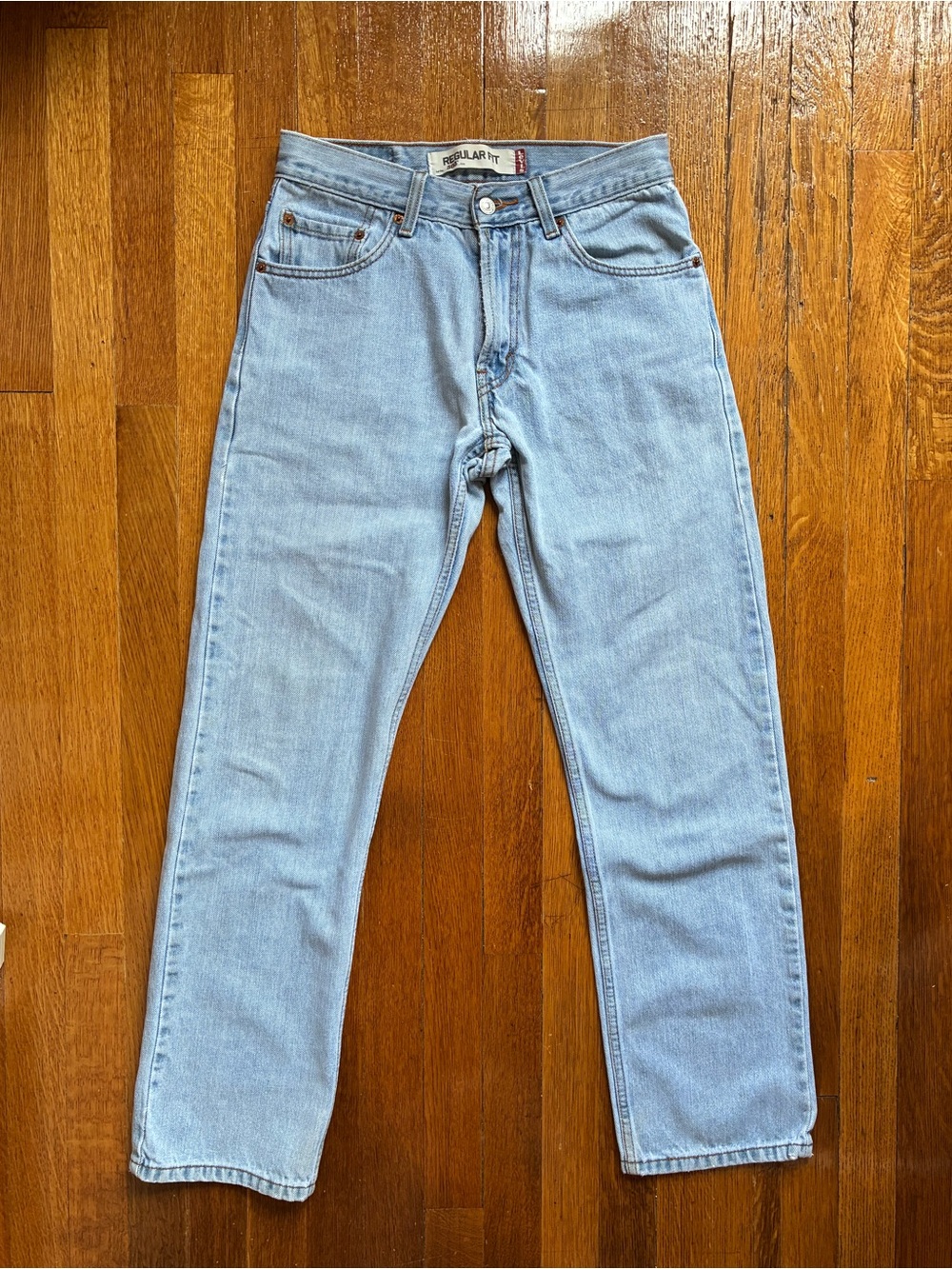 Light Blue Levi’s Straight Fit Jeans